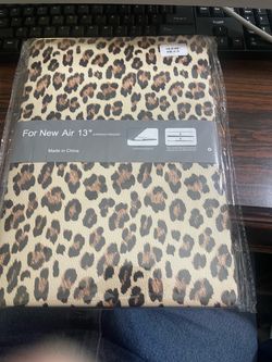 Air 13 inch case either fit the laptop or iPad not sure