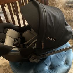 Nuna PIPA™ Infant Car Seat & Base