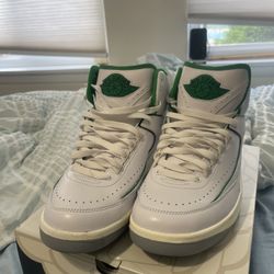 Air Jordan 2s lucky Green 