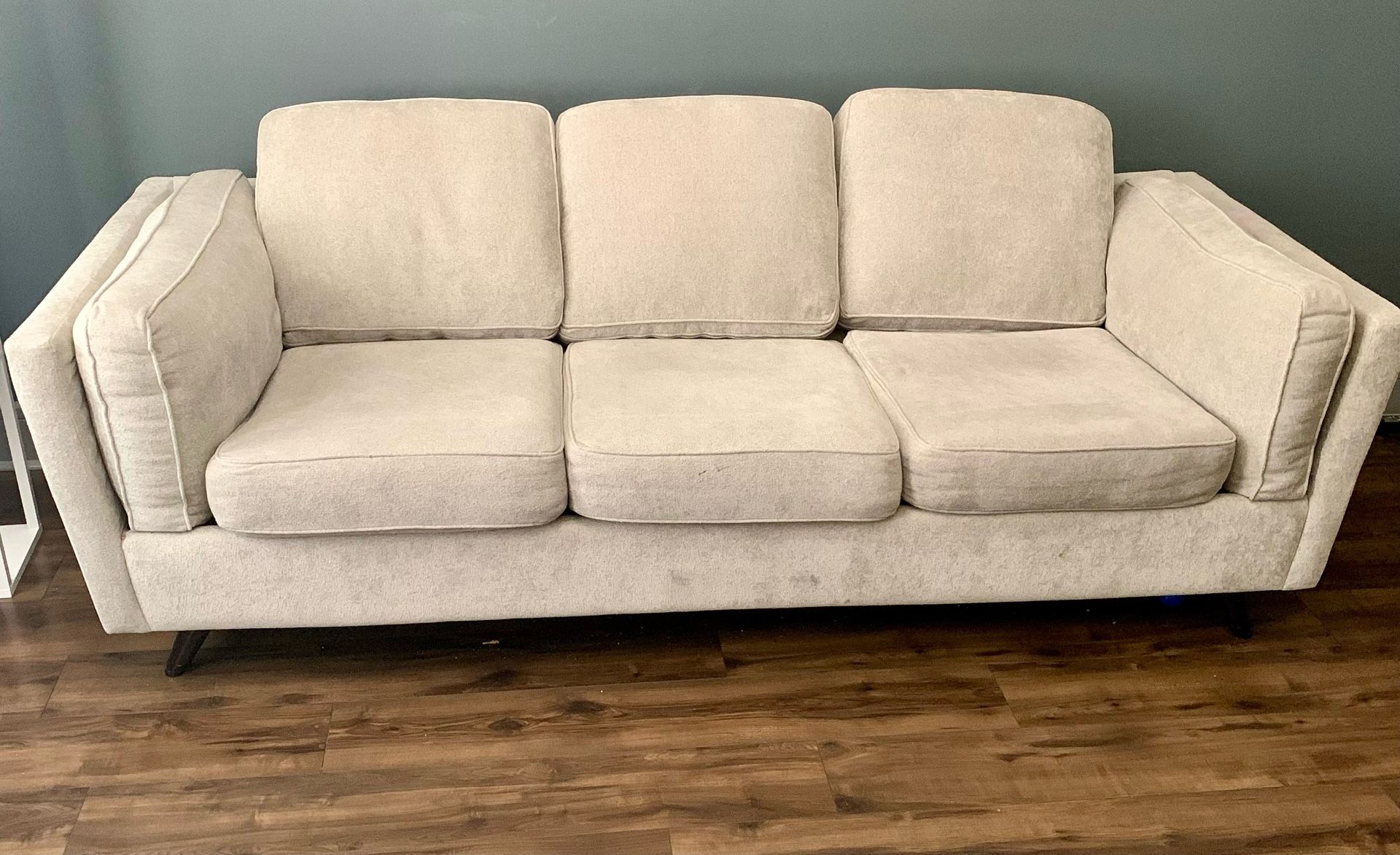 3seater Sofa With Queen Size Sleeper
