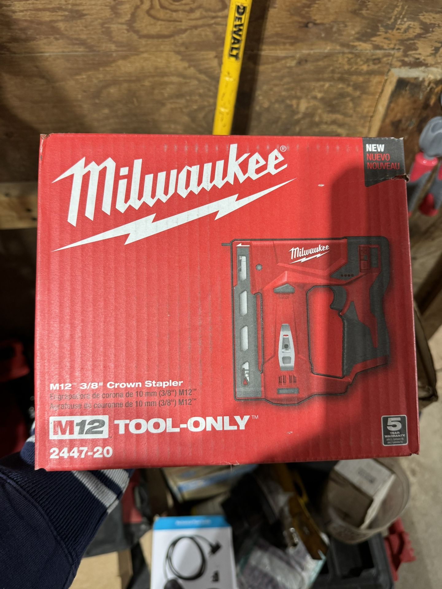Milwaukee Crown Stapler