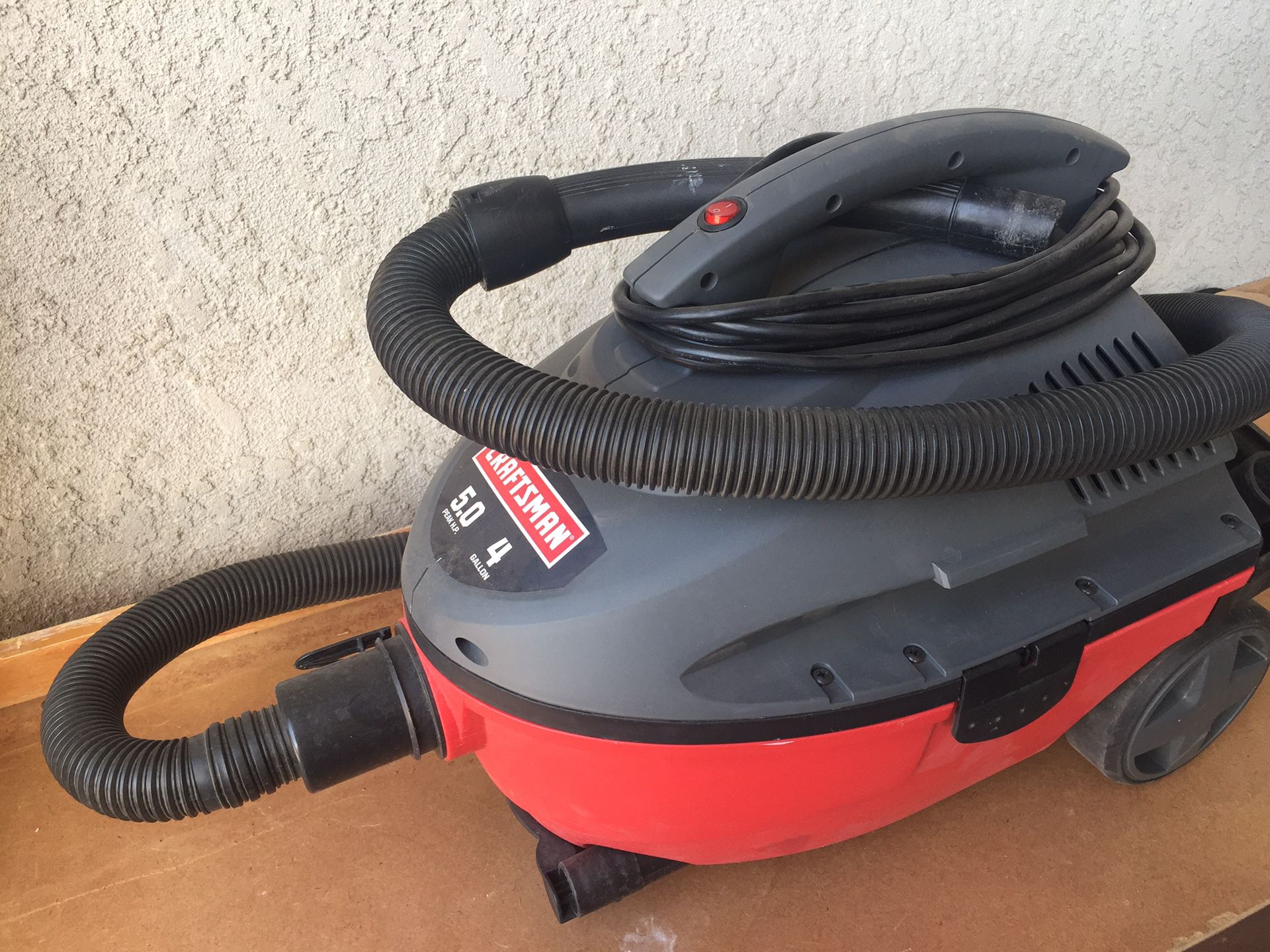 Craftsman 5.0 , 4 gallon Vacuum