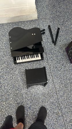 Melissa And Doug Kids Piano With Bench