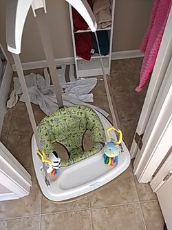 Graco doorway jumper