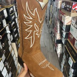 womens western boots