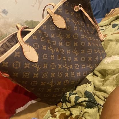 Louis Vuitton Neverfull MM Monogram Cerise Tote Bag