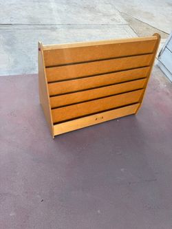 Book shelf