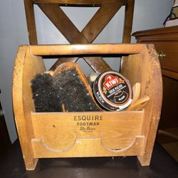 Esquire Footman Deluxe Shoeshine Box Including Original Equipment