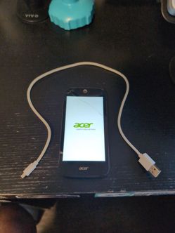 Acer Windows Smartphone – Cracked Screen