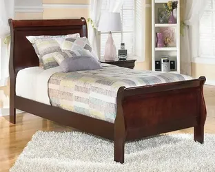 Free Two Twin Wooden Sleigh Bed Frames with Box Springs – Great Condition
