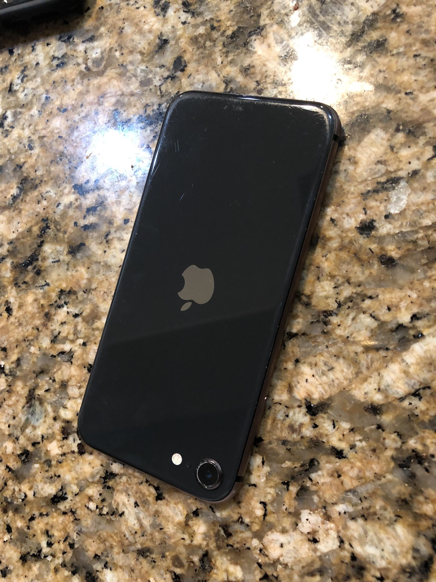 Apple iPhone SE 2 2nd Gen 64gb Space Gray