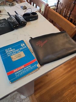 1974 Alfa Romeo Owners Manual and zippered bag
