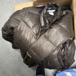 Columbia Puffer jacket Women’s size 5