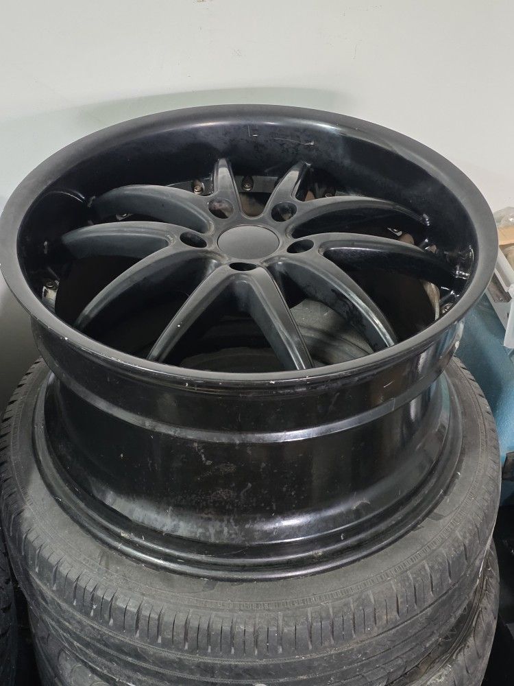 19x10 And 18x18.5 Full Custom Staggered Wheels