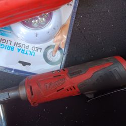 Snap On Tlls Baurer Tool And A Socket Drill Air 