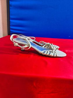 Women's Silver Predictions Open Toed Low Heels (Size 9.5)