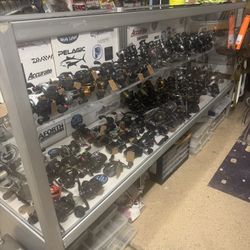 🎣🐟🎉Murrieta Fishing reel For sale. Maybe A Couple Other Items. Located In Murrieta. 