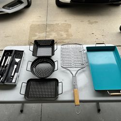 8 Piece Grill Accessory Bundle