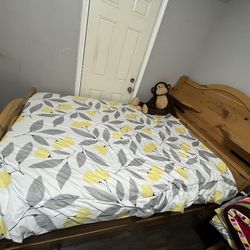 Huge Hand Made Wooden Room Bed Set 