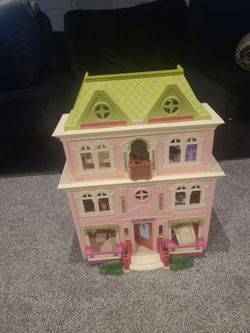 Fisherprice loving family dollhouse