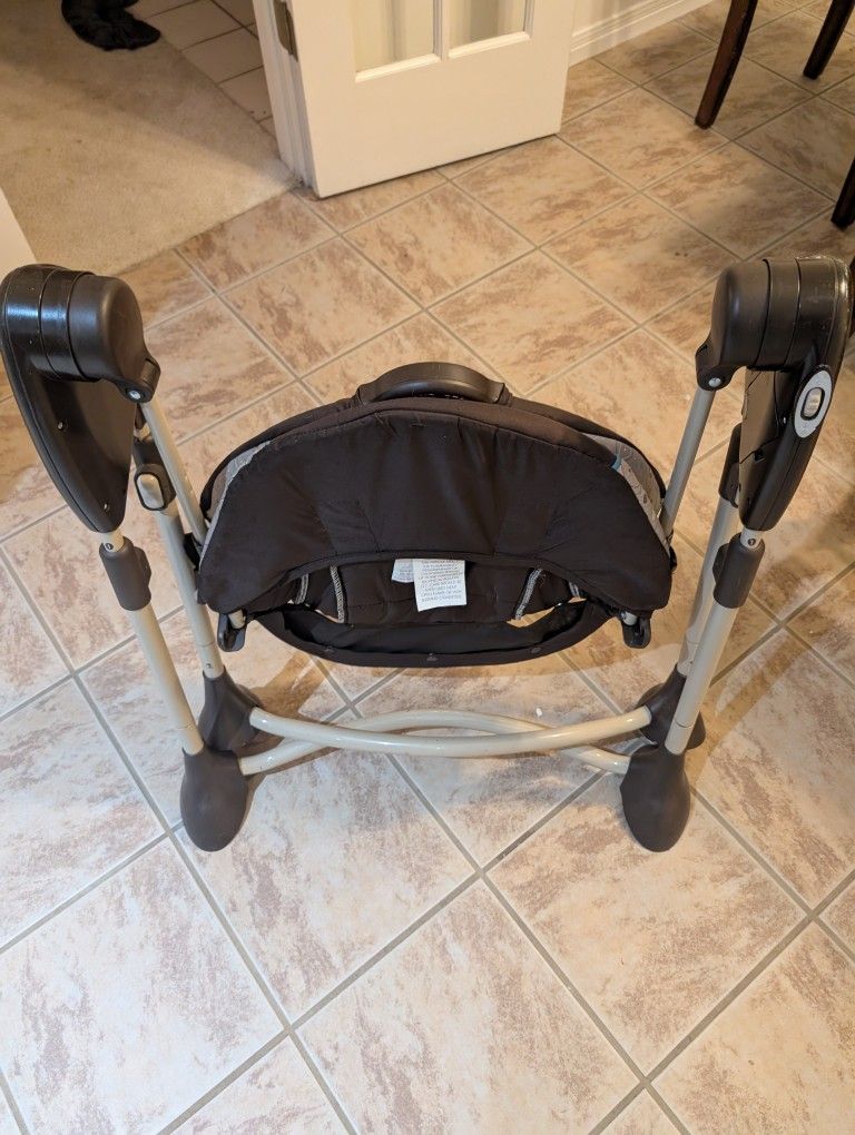 Graco Foldable Baby Swing