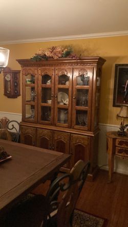 Oak dining room hutch