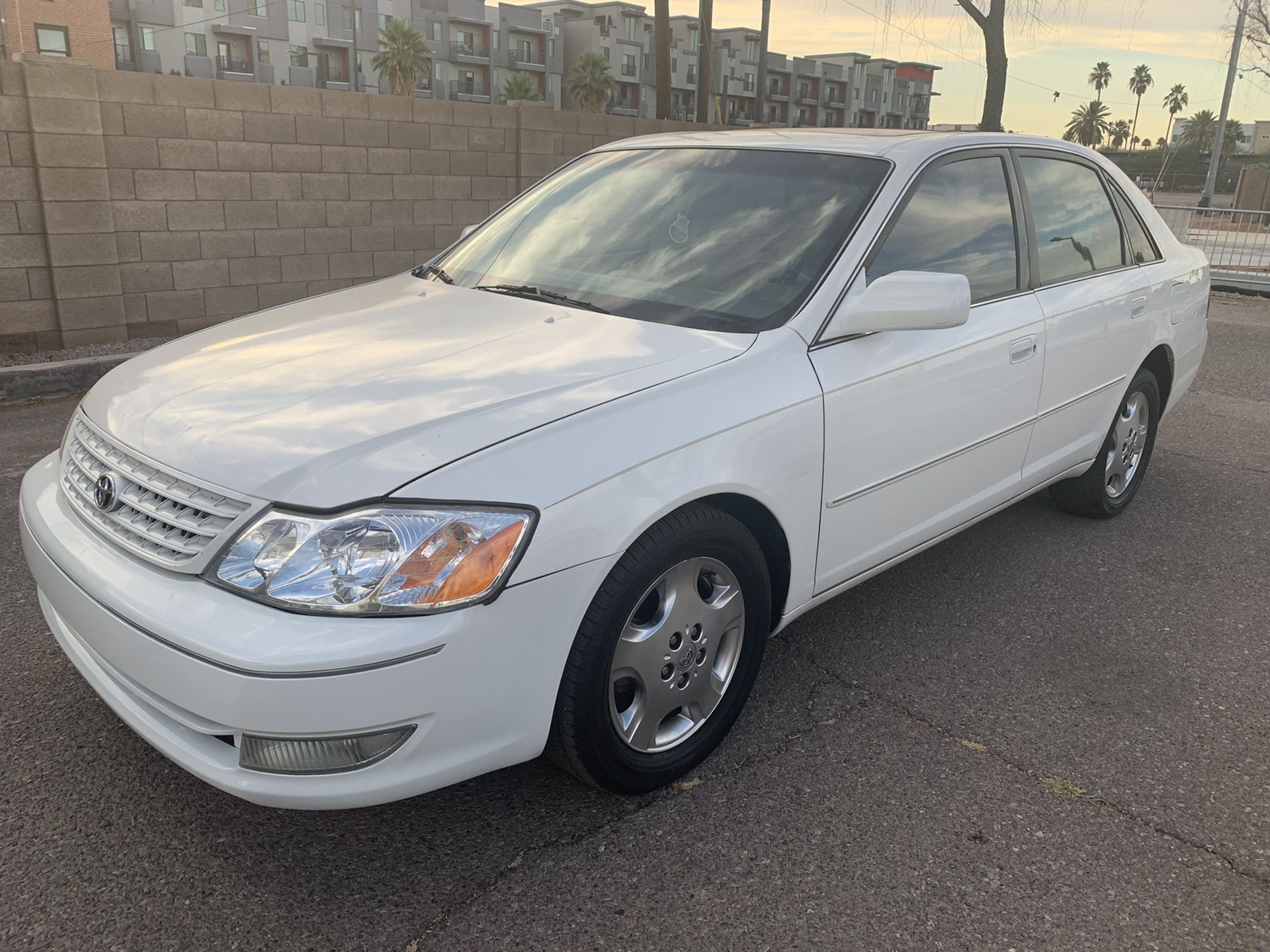 2004 Toyota Avalon