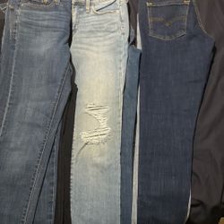 Sizes Are 24 Size 0 And 26 Size 2 And 24 Size 0 All For 9  Pants 