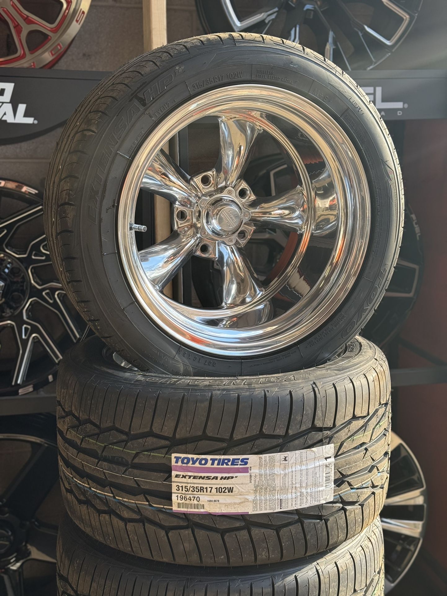 5x139.7 - CLOSEOUT DEAL 🚨 - 17x11 - CUSTOM WHEELS - FORD RAM