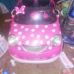 Minnie Mouse Car