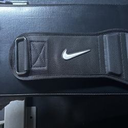 Nike Weightlifting Belt 