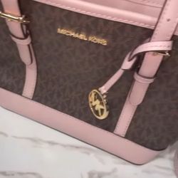 Micheal Kors 