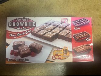 Perfect Brownie Pan Set