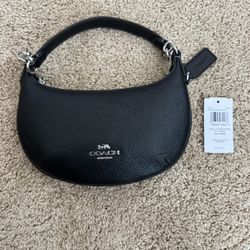 Coach Women’s hand bag