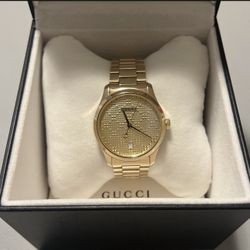 Men's Gold Gucci Watch