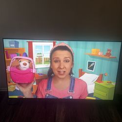 75” Samsung class crystal UHD 4k