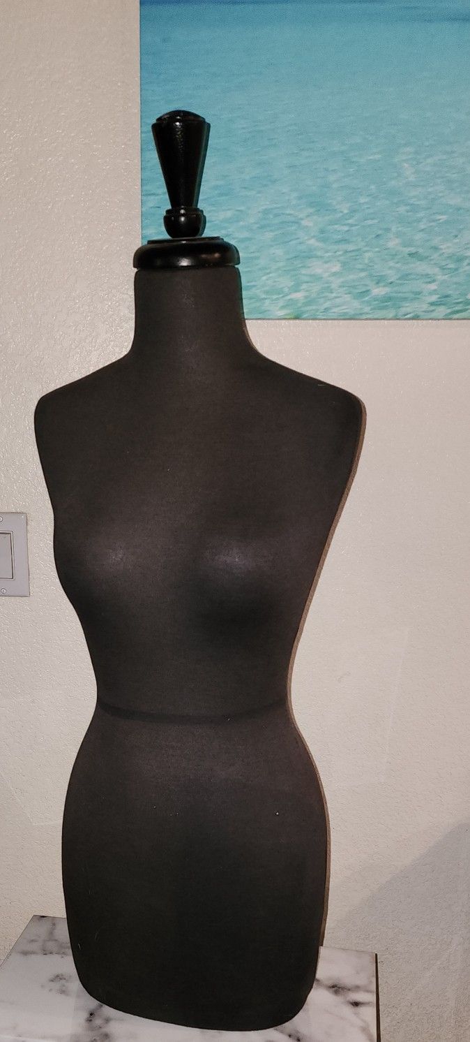 Female Dress Form for Sale in Chandler, AZ OfferUp