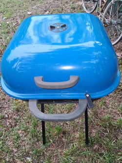 Walk about Charcoal grill