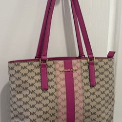 Michael Kors signature logo with fuschia Stripes 