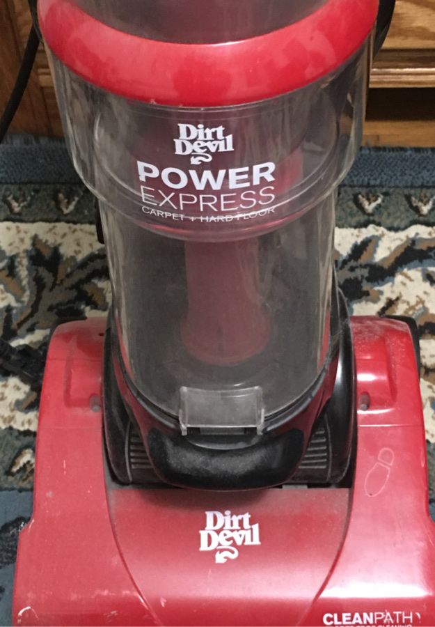 Dirt devil vacuum