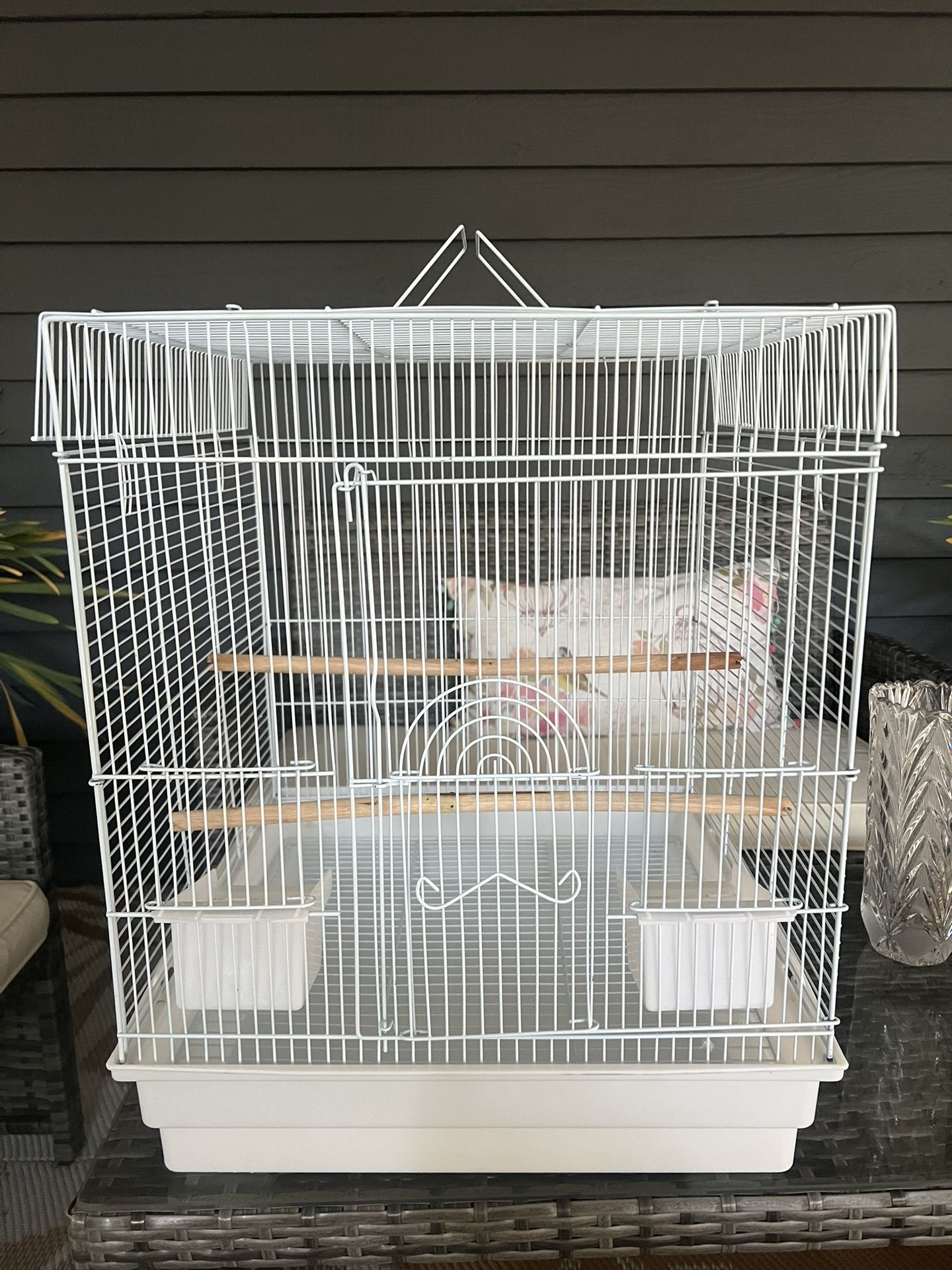 Like New Bird Cage