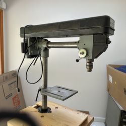 Delta 32@ Radial Drill Press