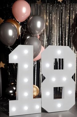 Marquee Number 18