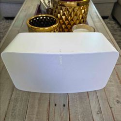 Sonos Five Smart Wireless Wi-Fi Streaming Speaker Model S24 White - Excellent/Pristine Condition