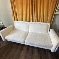 Loveseat 