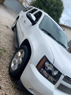 Chevy suburban 2011