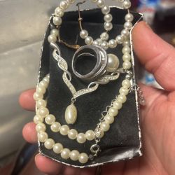 Pearl Like Stone Set