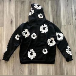 denim tear hoodie brand new 100% authentic Size medium 