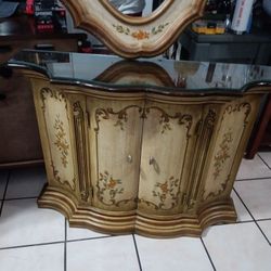 Hallway End Dresser With Mirror.