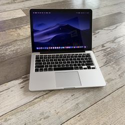 MacBook Pro 13” Retina Display i5 8GB RAM 250GB Flash Storage W/Microsoft Office Suite 2019, Logic Pro X And Final Cut Pro X